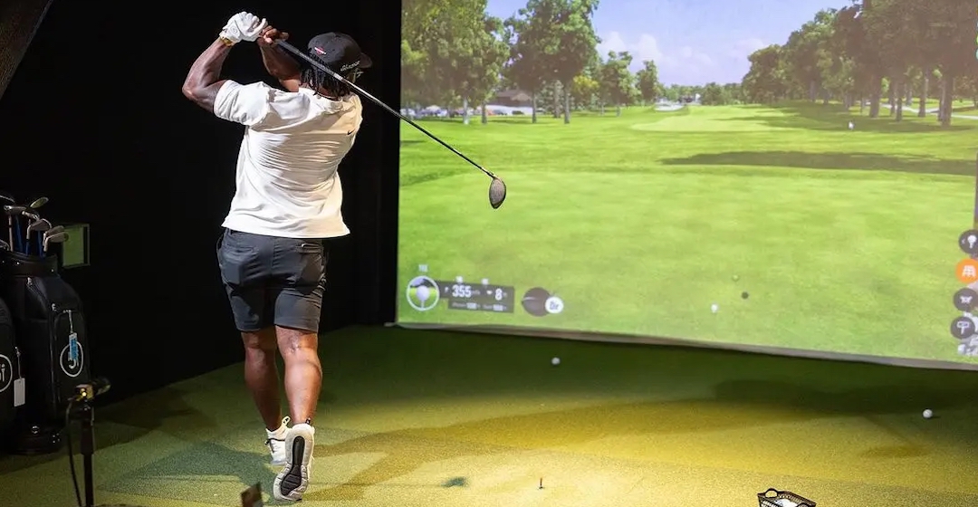 Five Iron Golf Is Bringing Brooklyn Its Biggest Indoor Golf Experience Yet